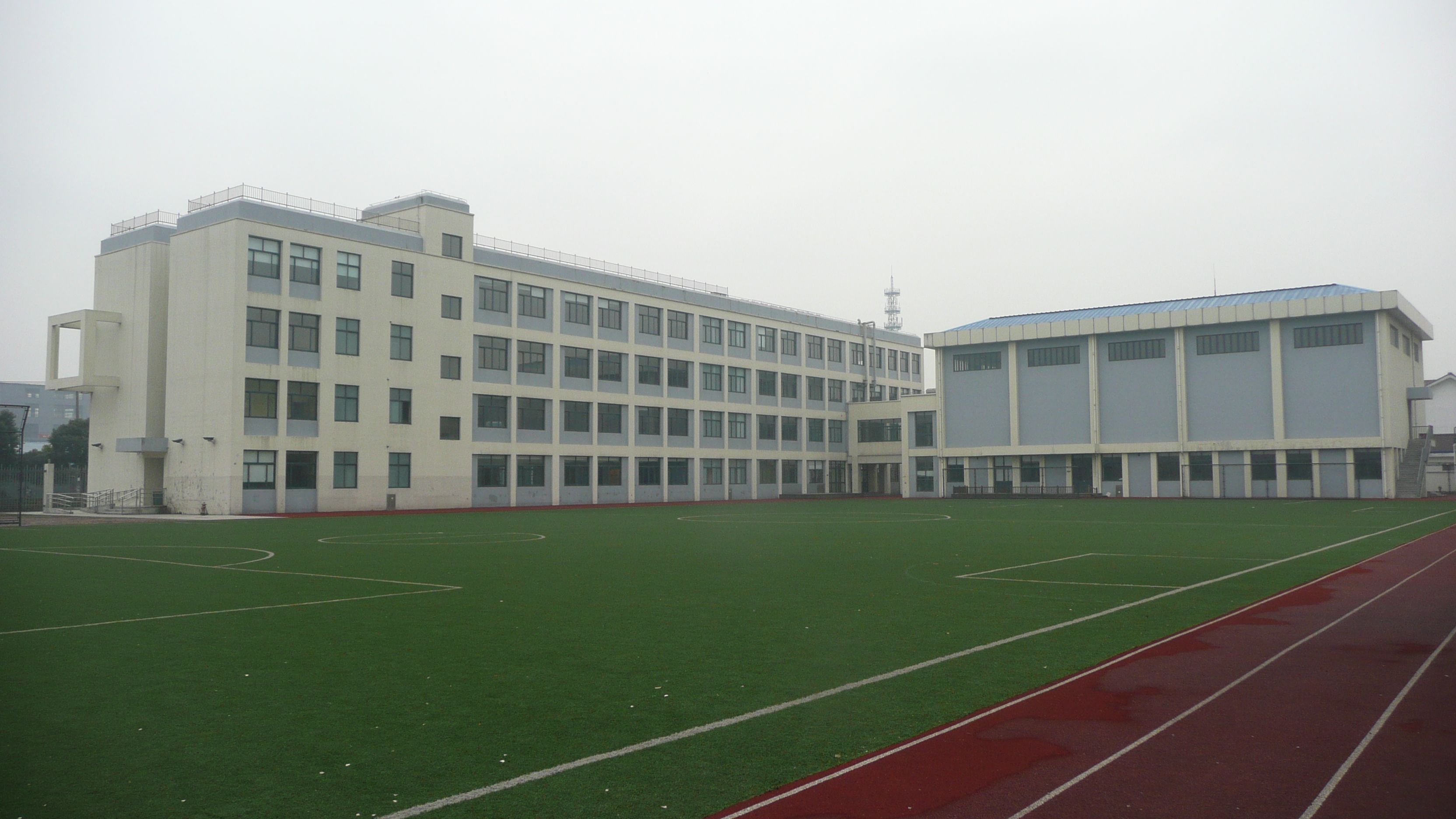 AUHS from back (JLH photo)